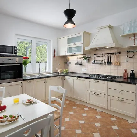 Holiday home Evita *